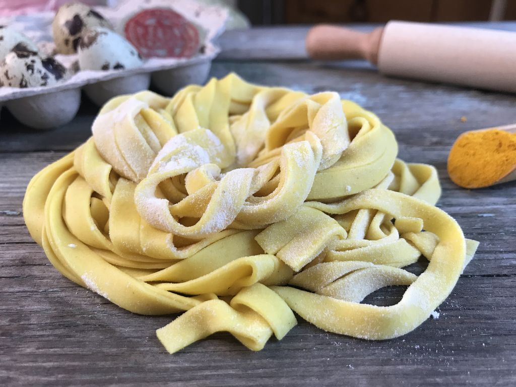Taljatele sa kurkumom ili šafranom (pakovanje 200 g)