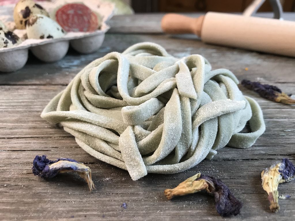Talijatele sa plavim čajem (cvetovi klitorije, butterfly pea), težina pakovanja 200 g